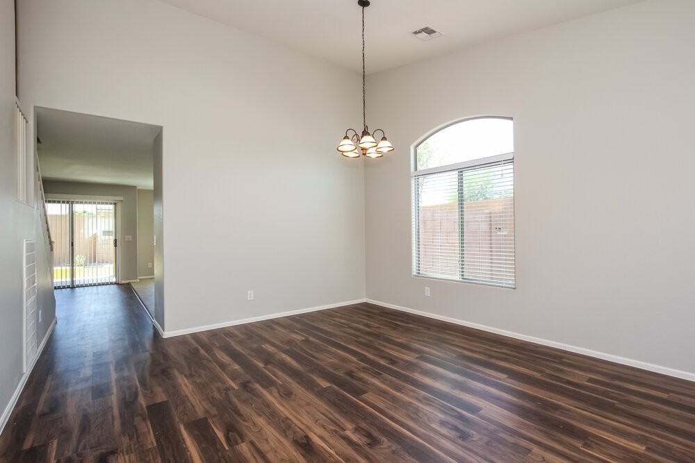 12471 N 75th Dr - Photo 5 of 15