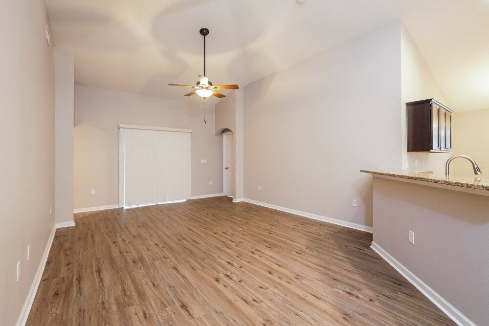 3340 Ridgeview Dr - Photo 4 of 16