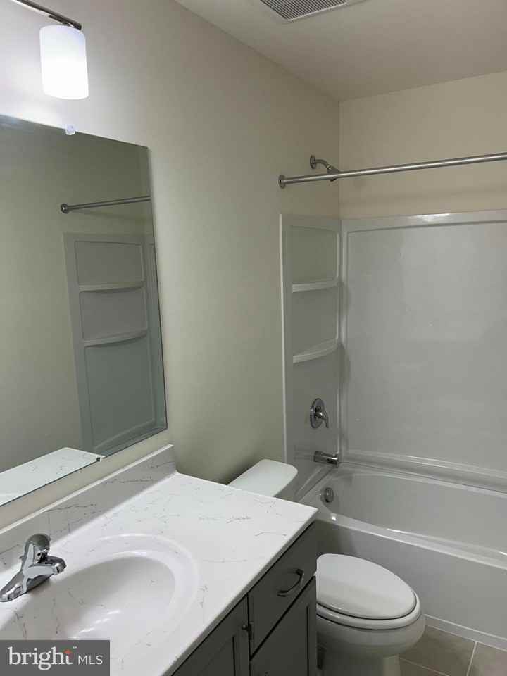 752 Rosler Way - Photo 6 of 14
