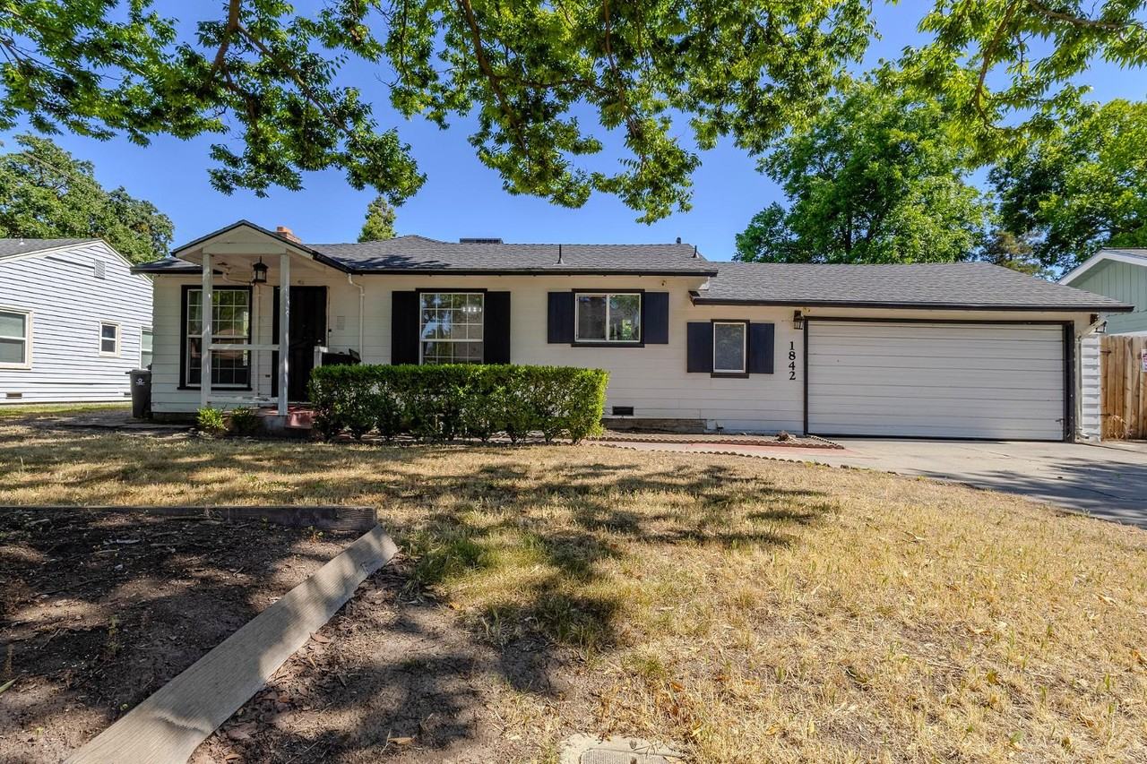 1842 Princeton Ave - Photo 2 of 20