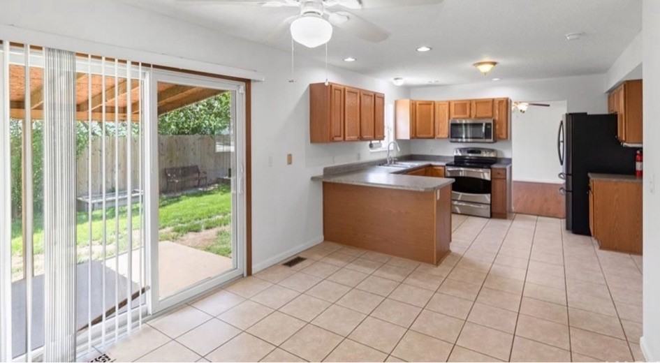 935 Natasha Cir #1 - Photo 5 of 18