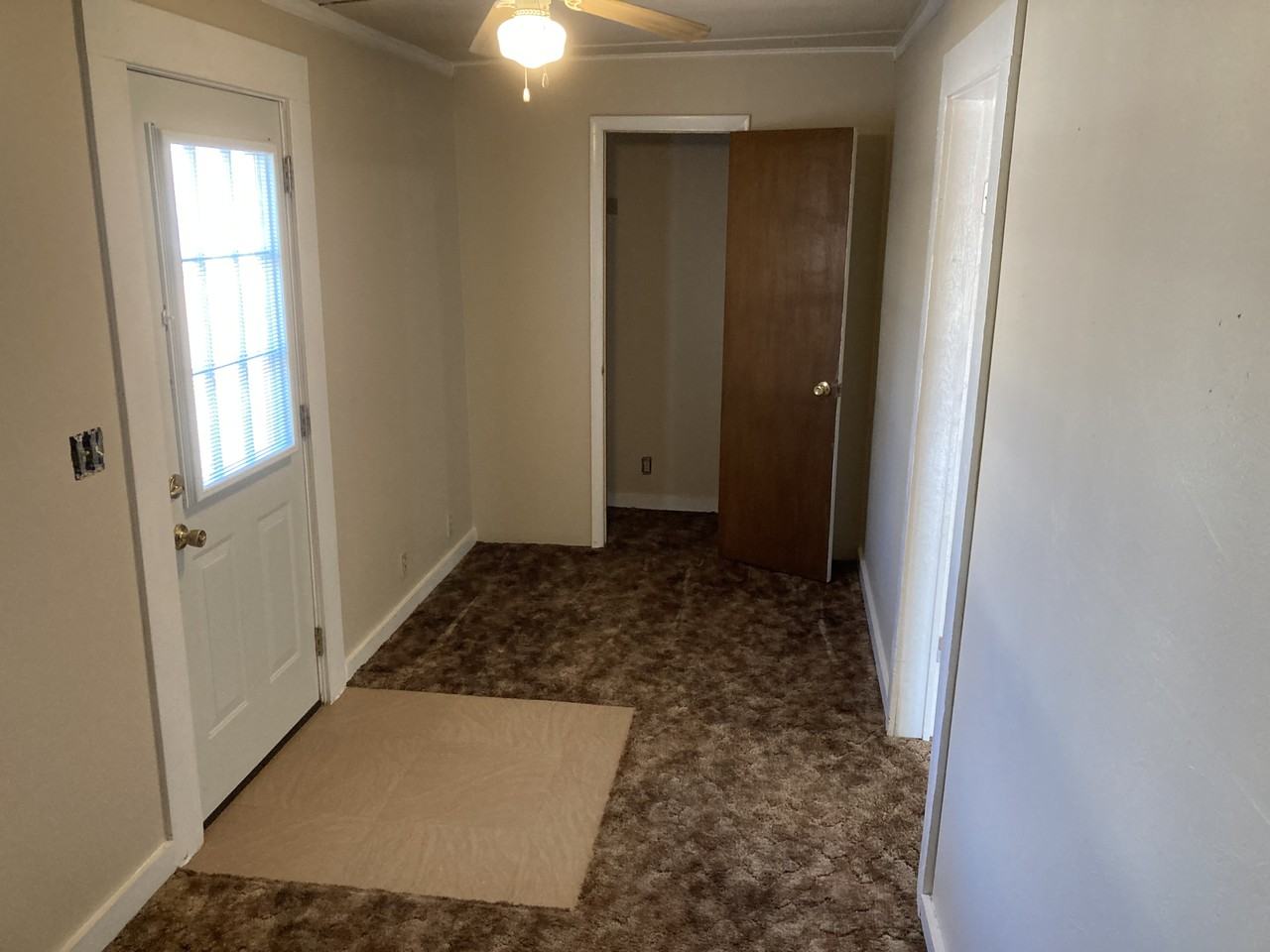 1608 7th St - Photo 6 of 12