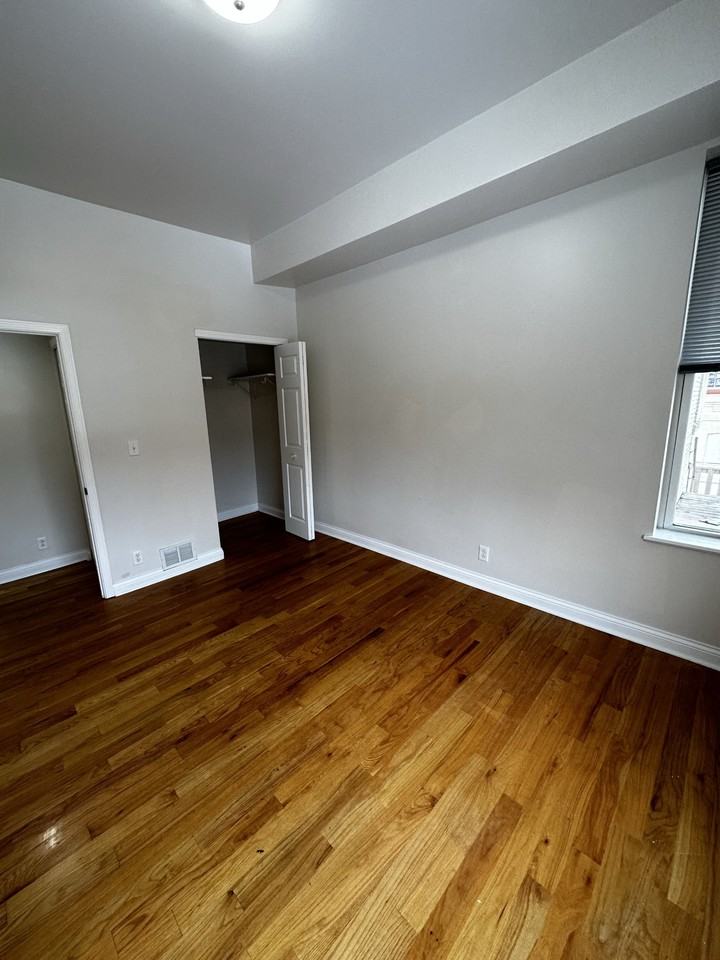 1651 White St #3 - Photo 6 of 11