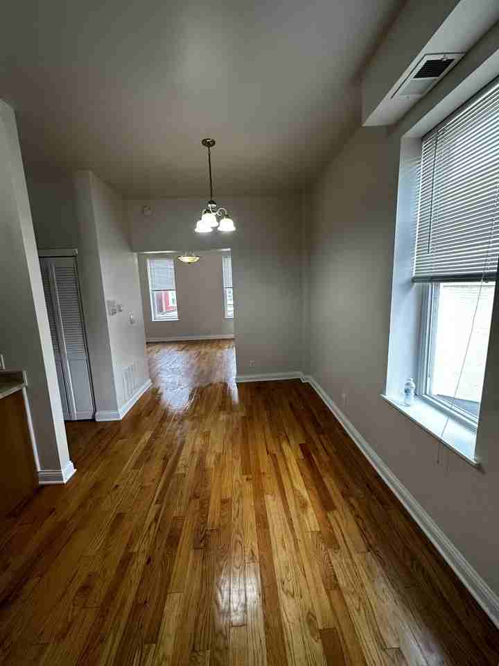 1651 White St #3 - Photo 7 of 11
