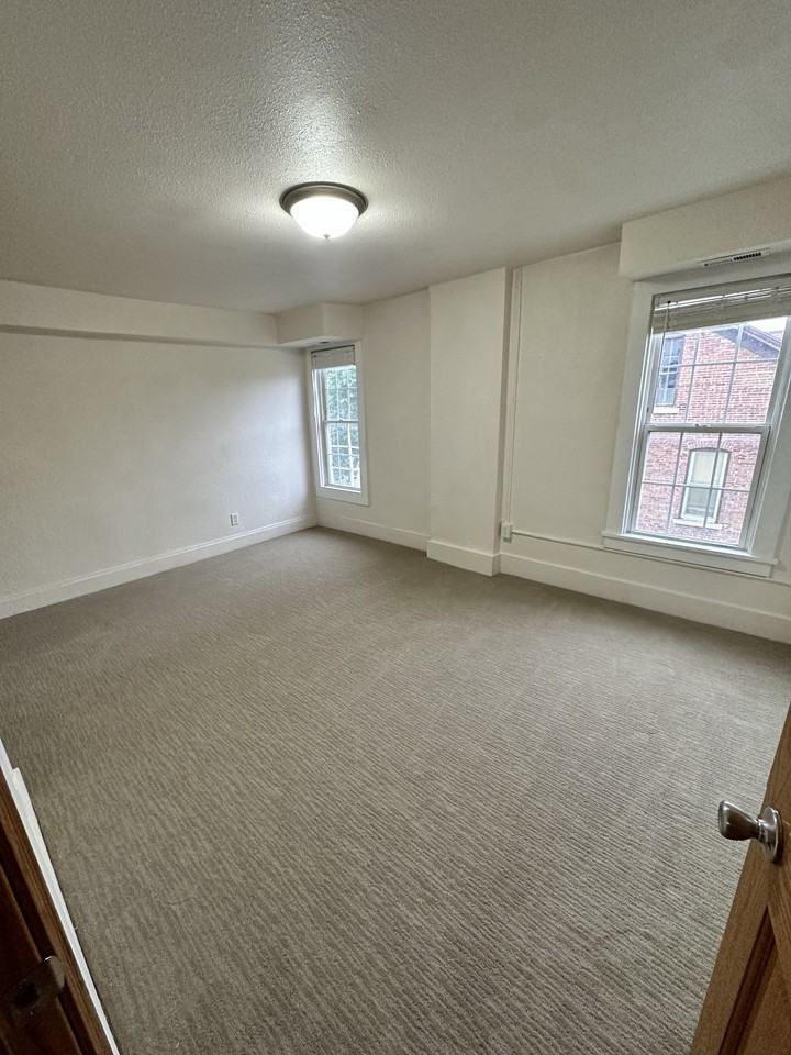 1635 White St #3 - Photo 6 of 6