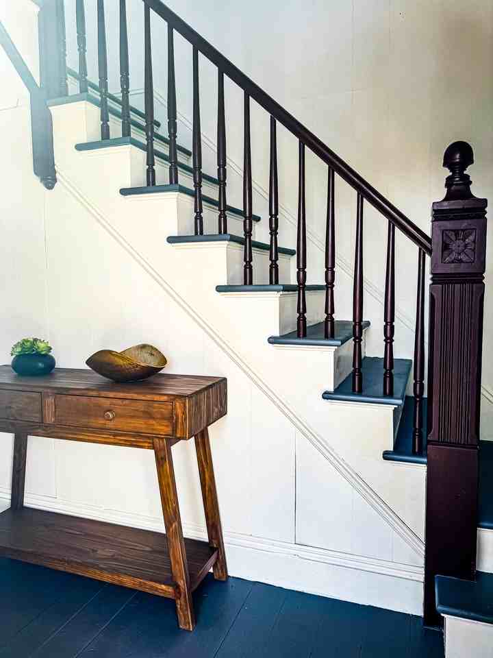 4 Fairbanks St - Photo 3 of 24