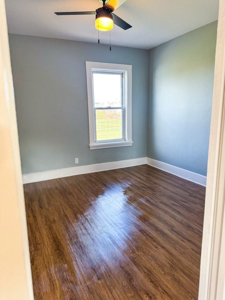4 Fairbanks St - Photo 5 of 24