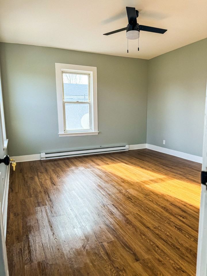 4 Fairbanks St - Photo 6 of 24