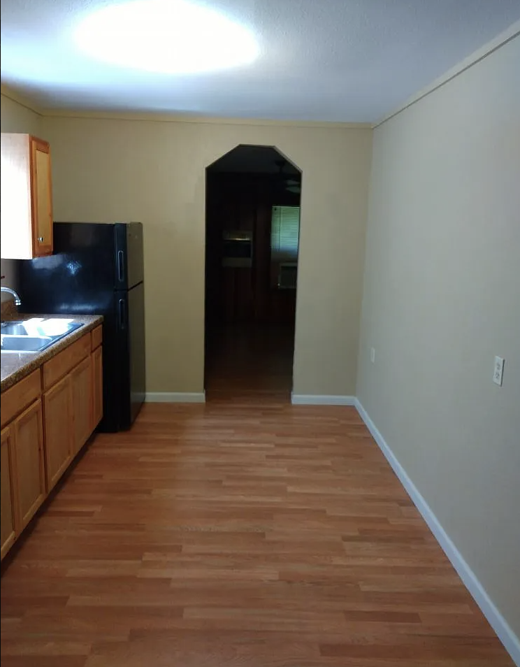 115 E Florida St - Photo 4 of 25