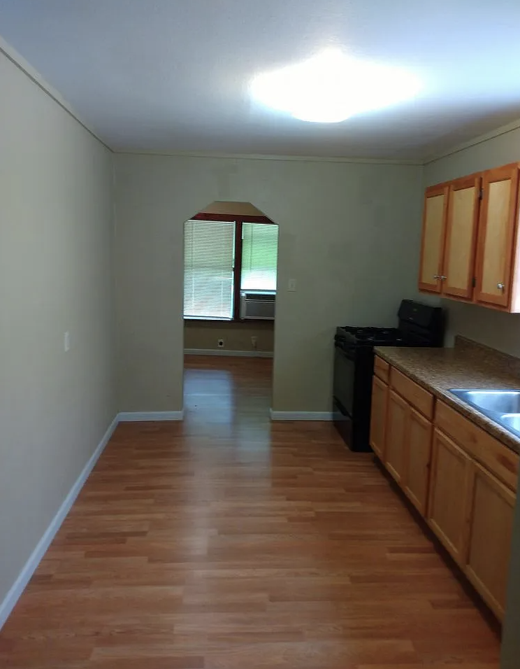 115 E Florida St - Photo 6 of 25