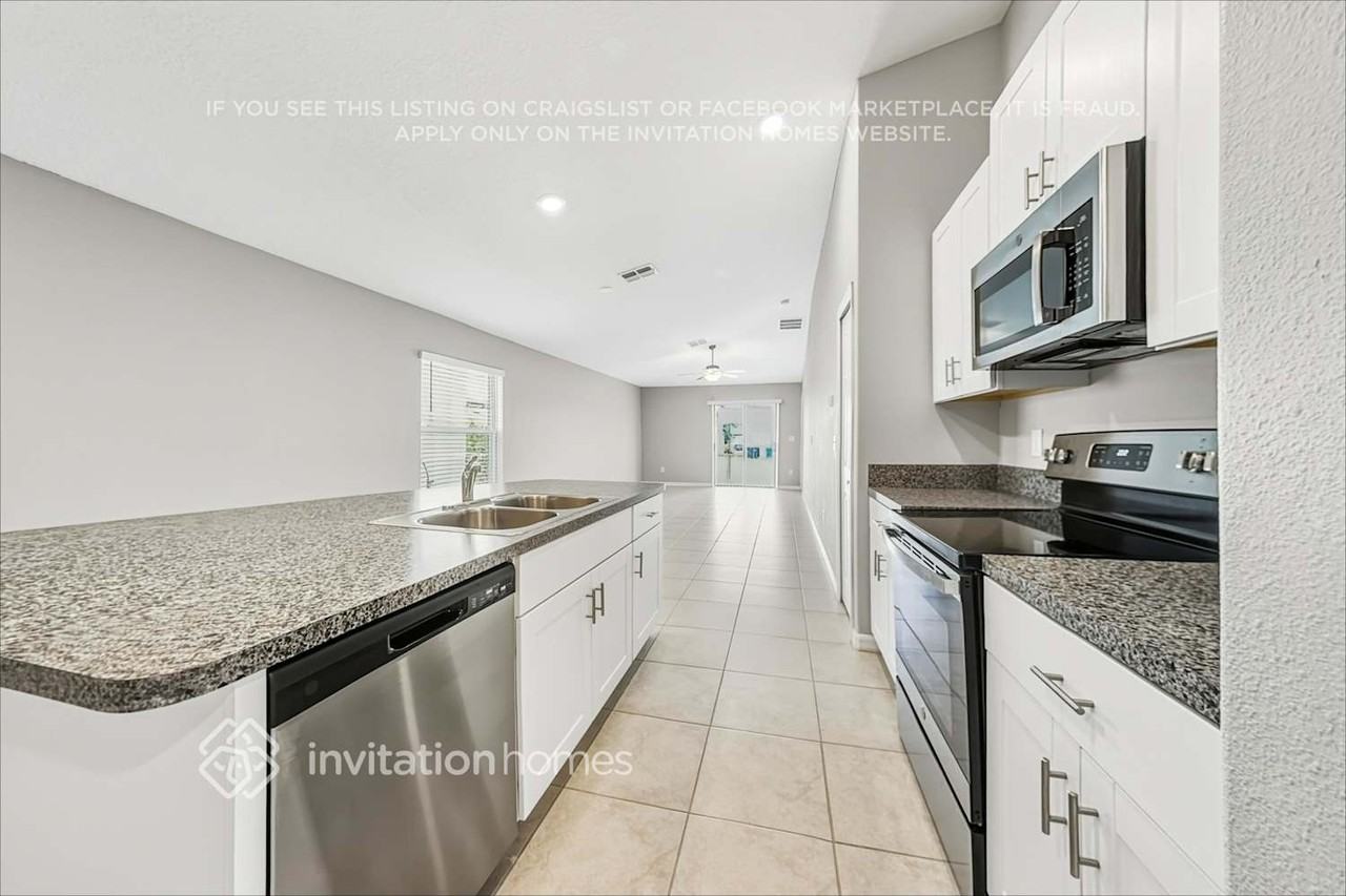 15530 Colt Creek Pl - Photo 5 of 18