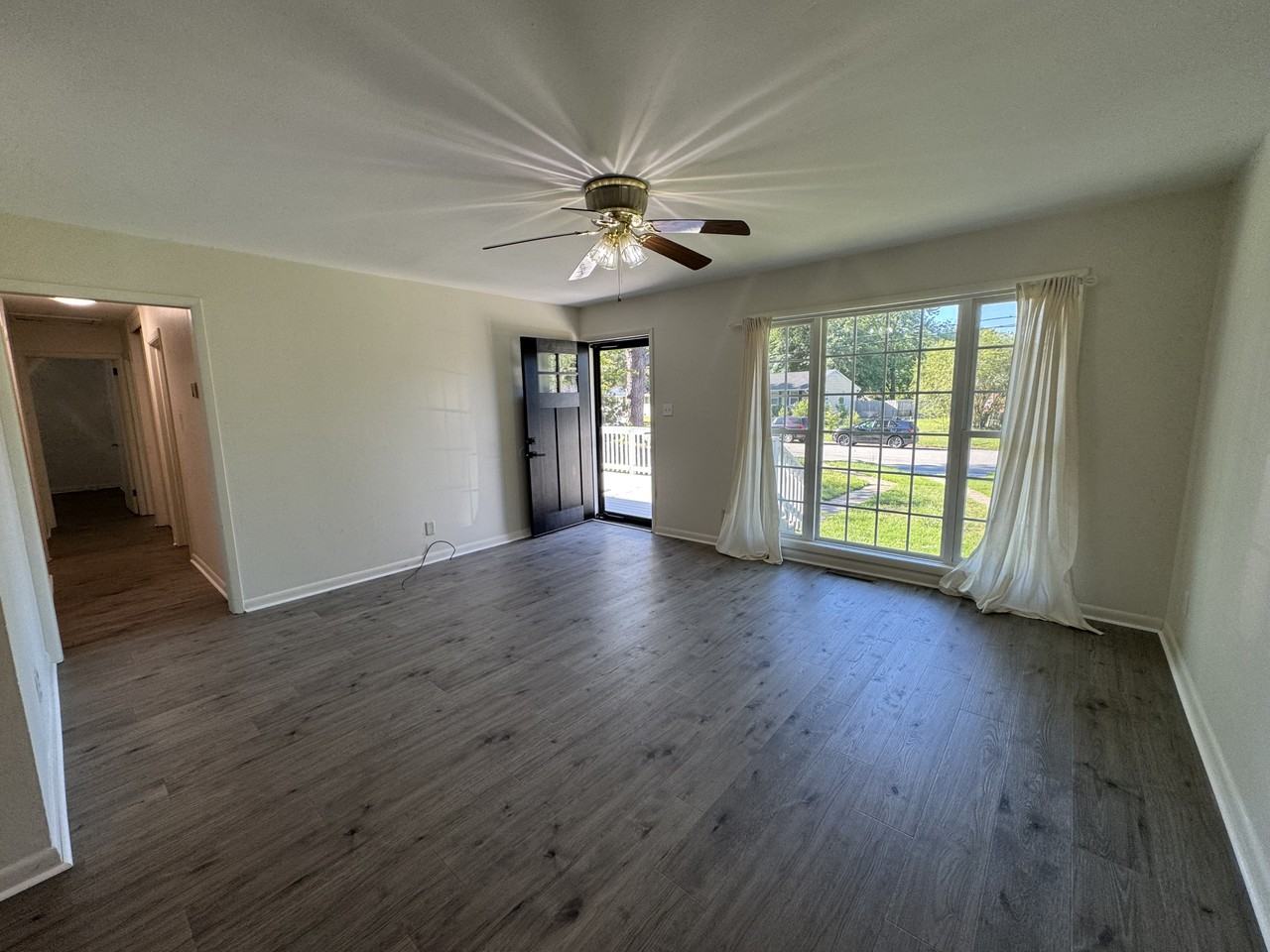 20 Lenora Dr - Photo 2 of 26