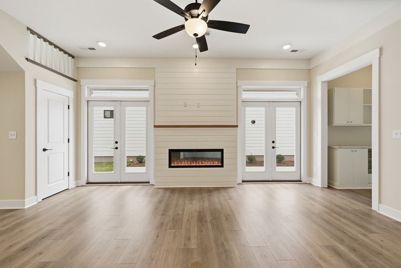 917 Calhoun Way - Photo 5 of 24