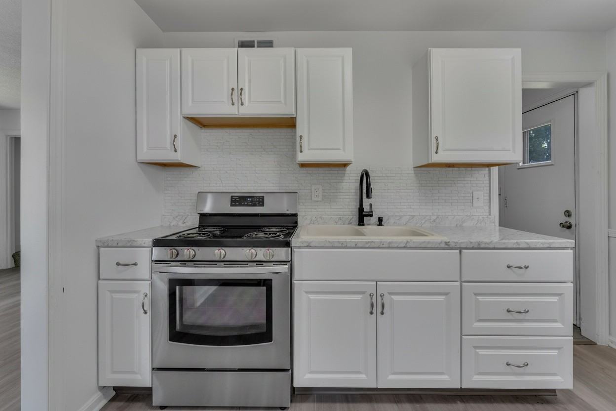 610 Elm St - Photo 6 of 25