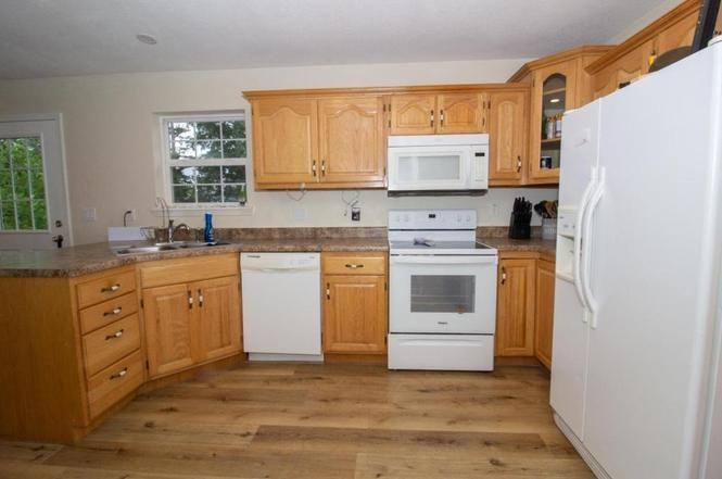 21497 Risky Rd #2 - Photo 3 of 10