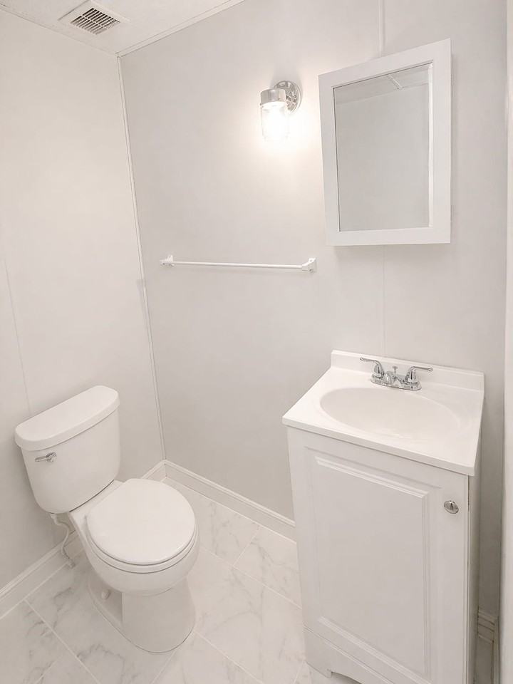2635 N 24th St #B - Photo 2 of 6