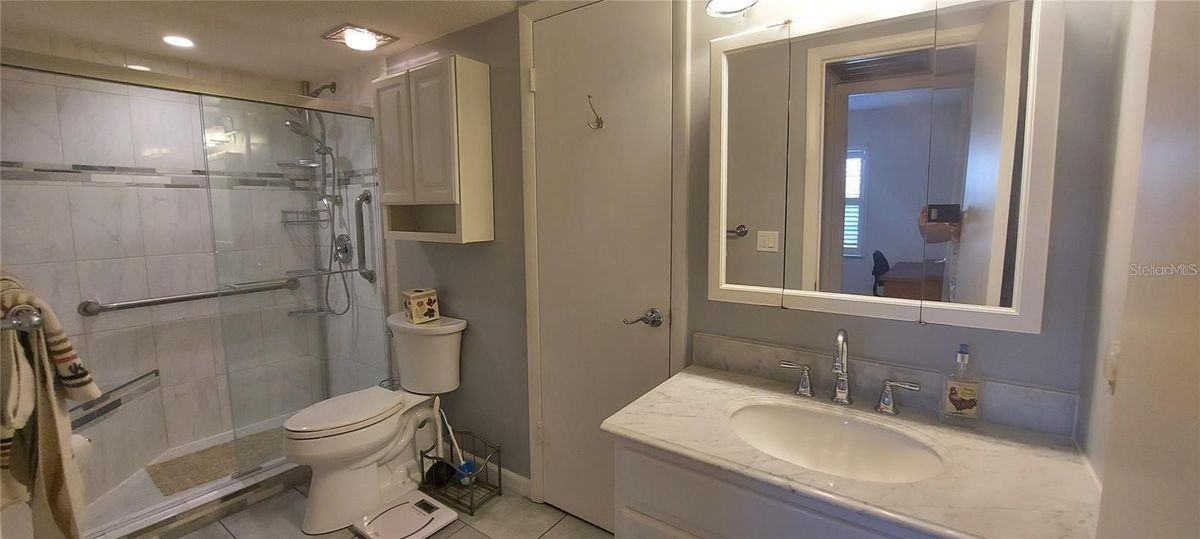 11620 Park Blvd ##209 - Photo 7 of 11