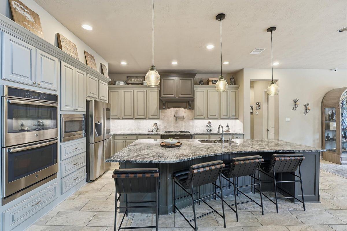 1110 River Bow Dr - Photo 3 of 13