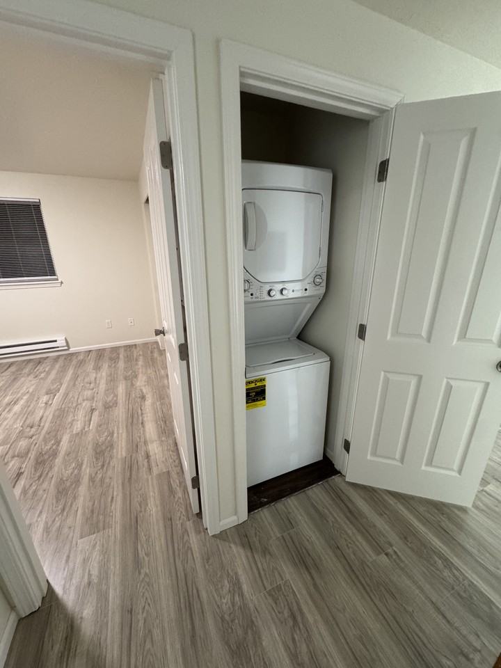 45100 Shields Ct #201 - Photo 5 of 15