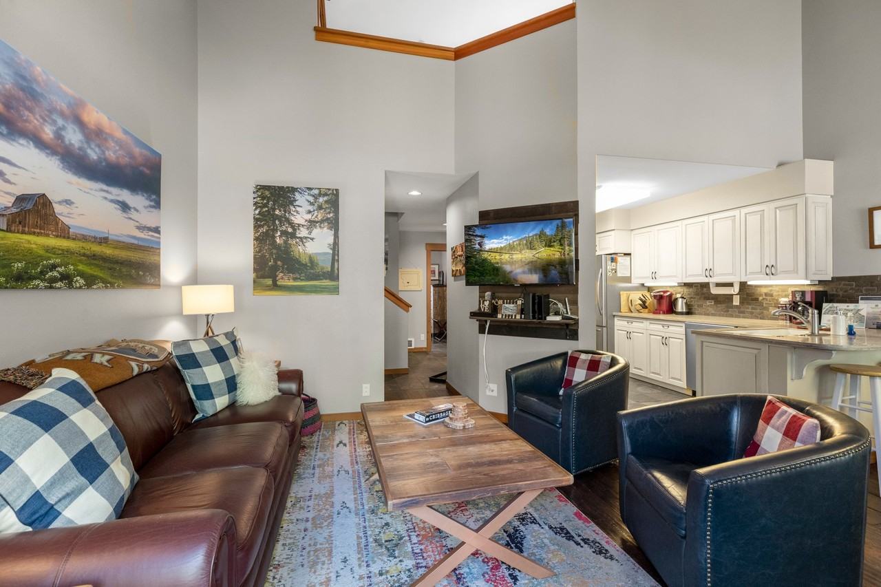 1750 E Lakeshore Dr #203 - Photo 4 of 18