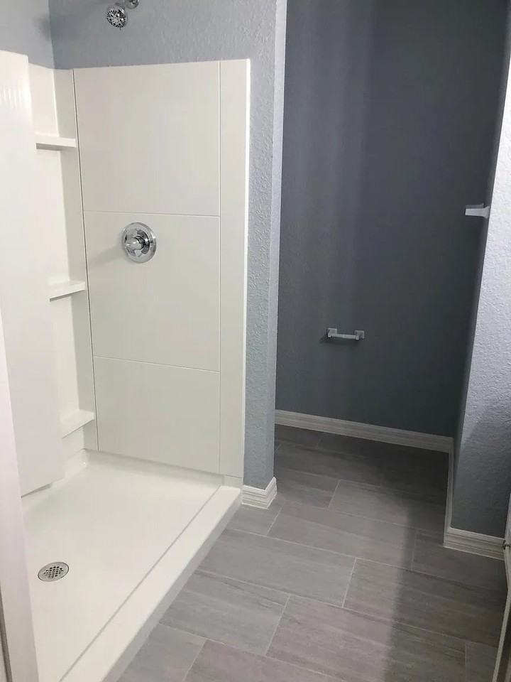 342 Locust Pass - Photo 4 of 11