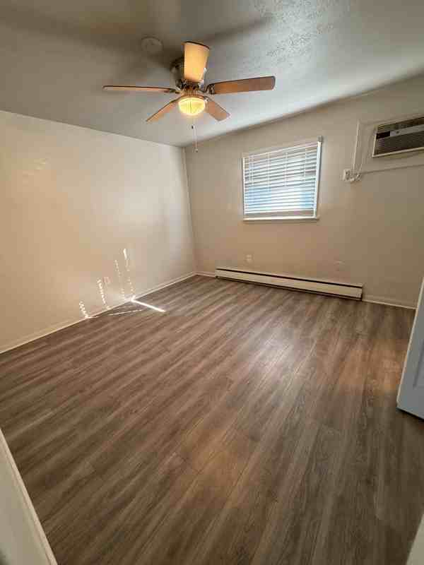 4501 S 6th St #82 - Photo 5 of 9