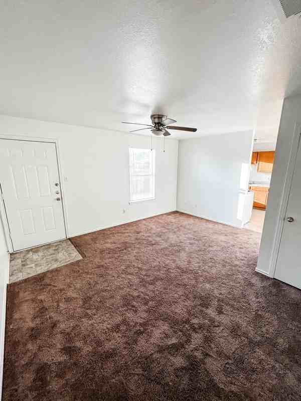 1604 Windward Dr #A - Photo 4 of 16
