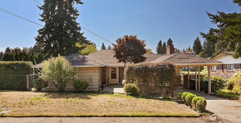 432 72nd St Se - Photo 3 of 14