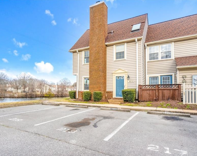 912 Saint Andrews Reach #A - Photo 2 of 31