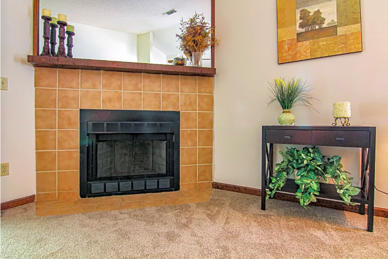 1320 Jefferson Ave #A - Photo 2 of 6