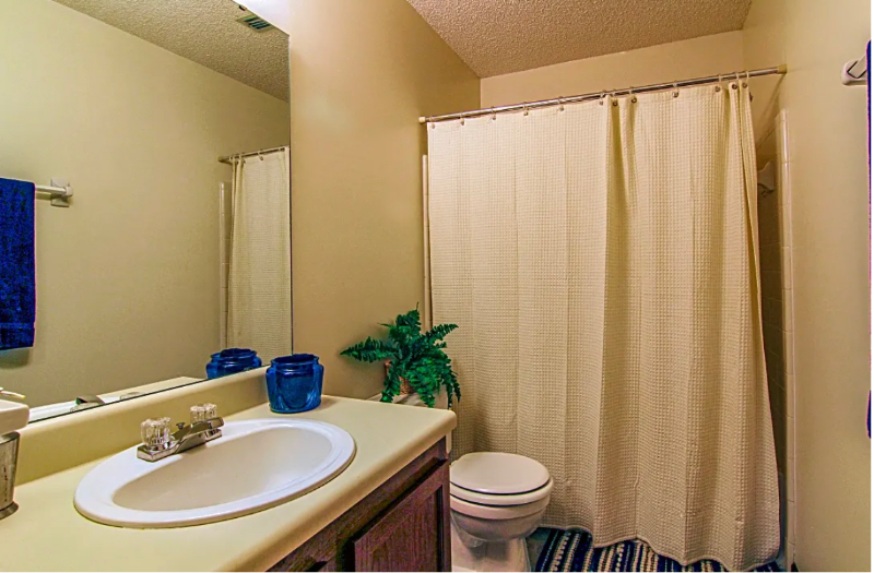 1320 Jefferson Ave #A - Photo 6 of 6