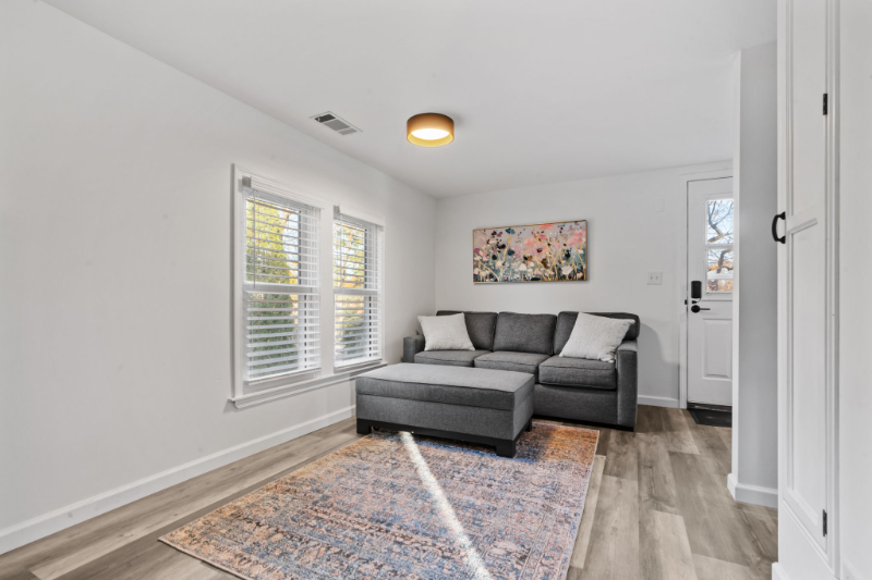 3137 33rd Ave S #2 - Photo 3 of 14