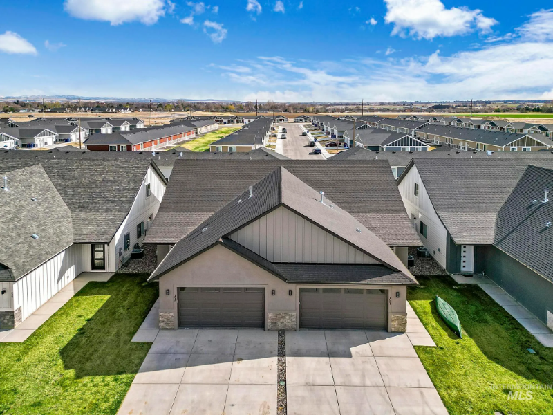 1045 Frank Henry Rd