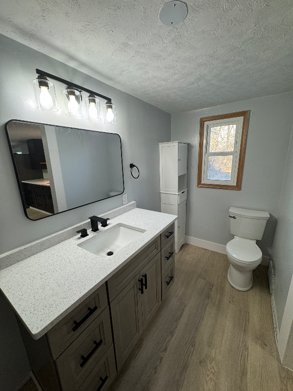2355 Glenbury St - Photo 2 of 9