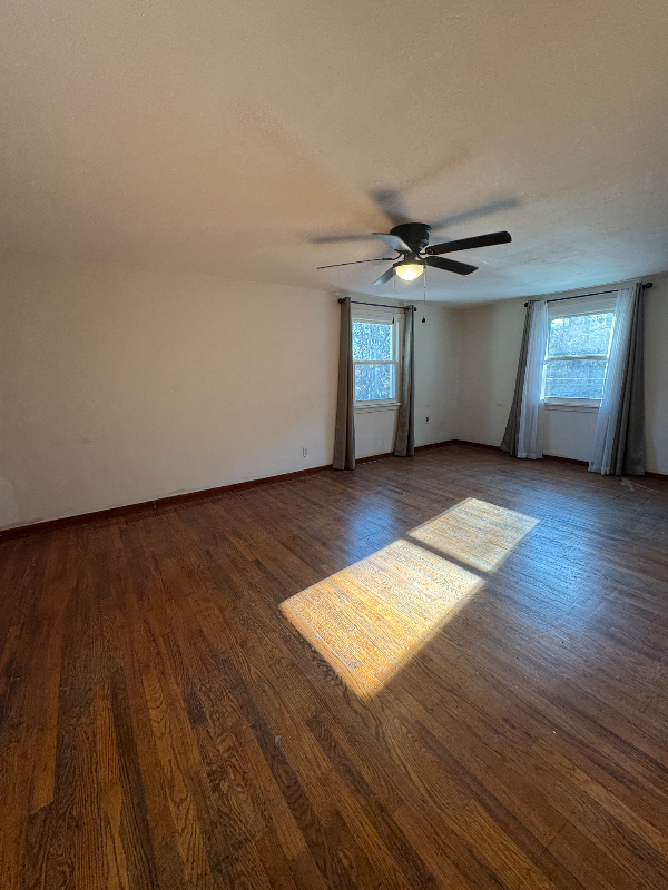 2355 Glenbury St - Photo 3 of 9