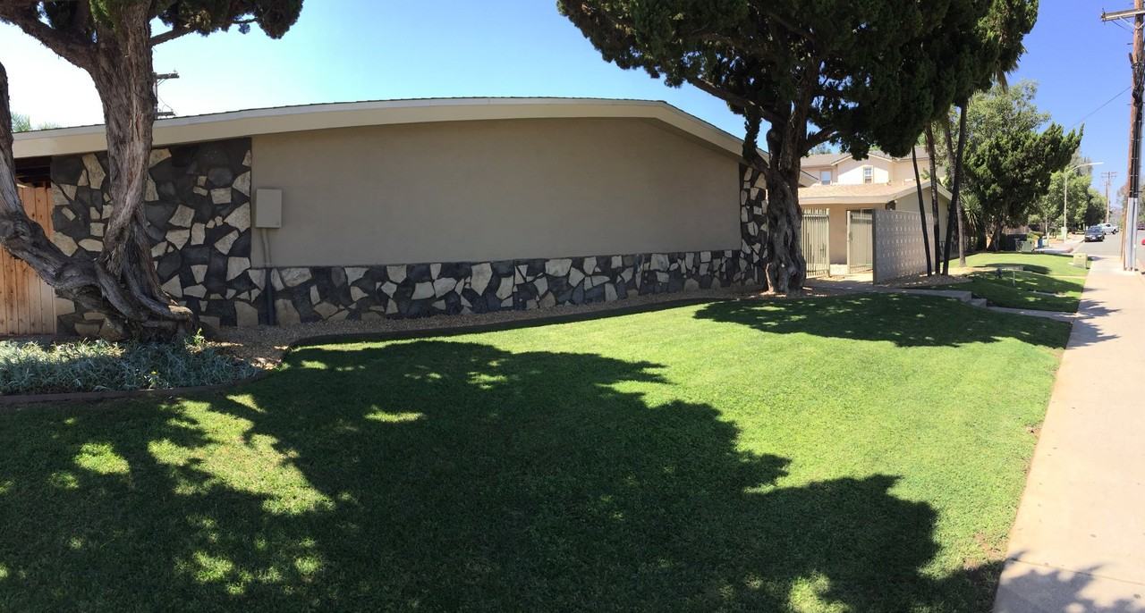 633 N Fig St #D - Photo 4 of 20
