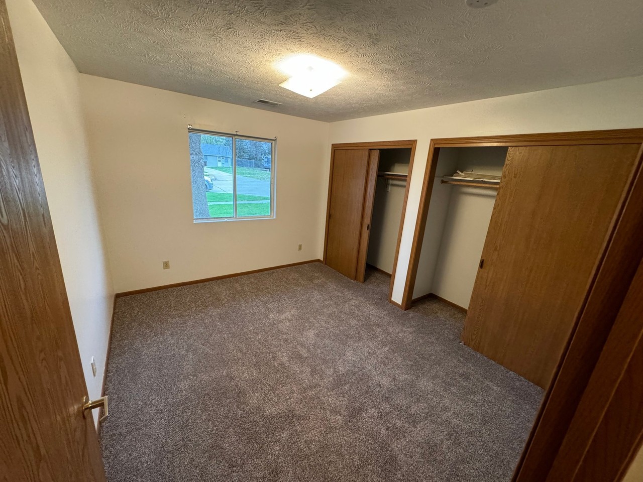 1017 Indian St - Photo 4 of 7