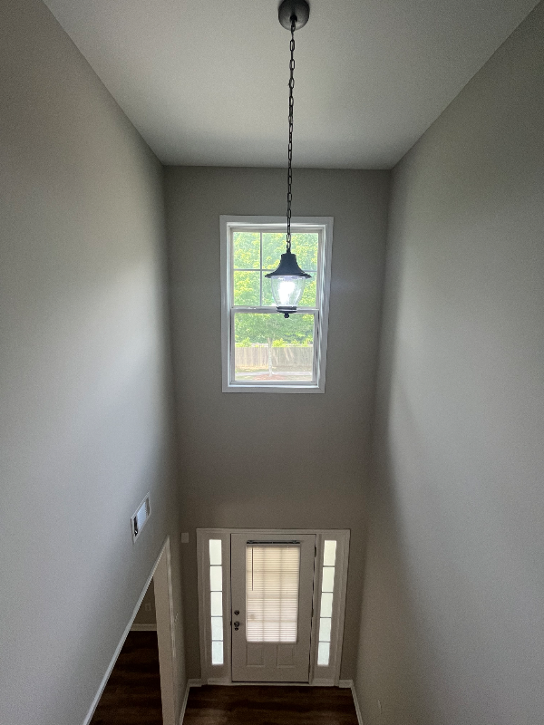 2501 Southhaven Ln - Photo 3 of 20