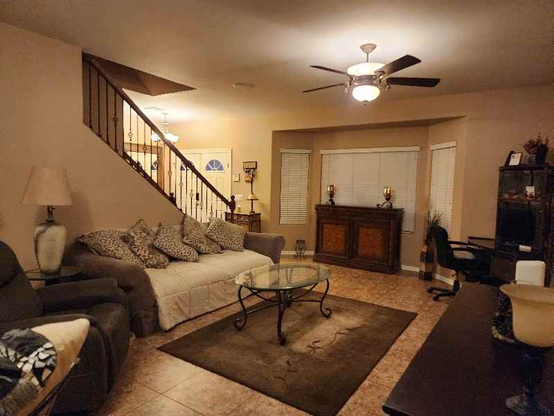 12616 N 39th St - Photo 7 of 49