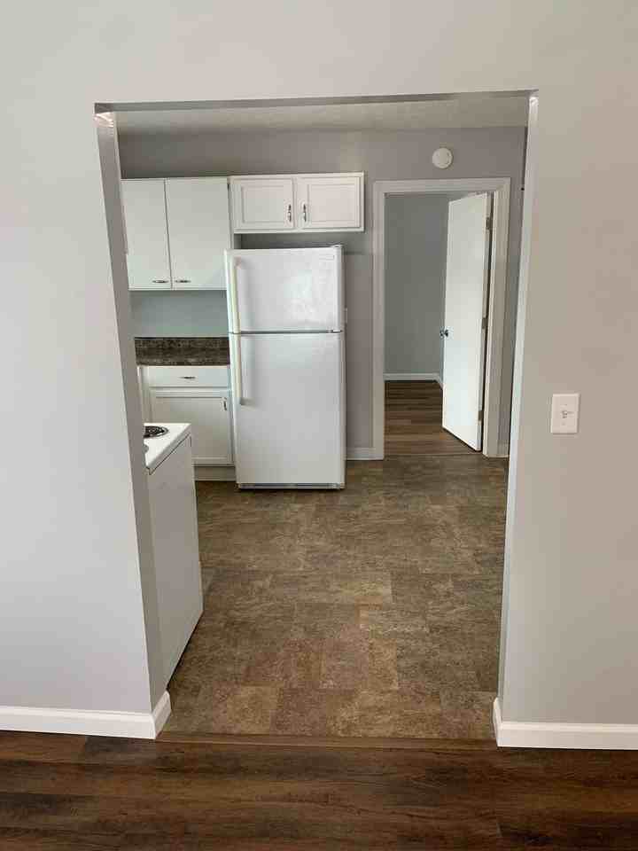 112 S Virginia St #A - Photo 5 of 12