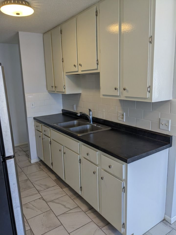 300 Hopp Ave - Photo 6 of 16