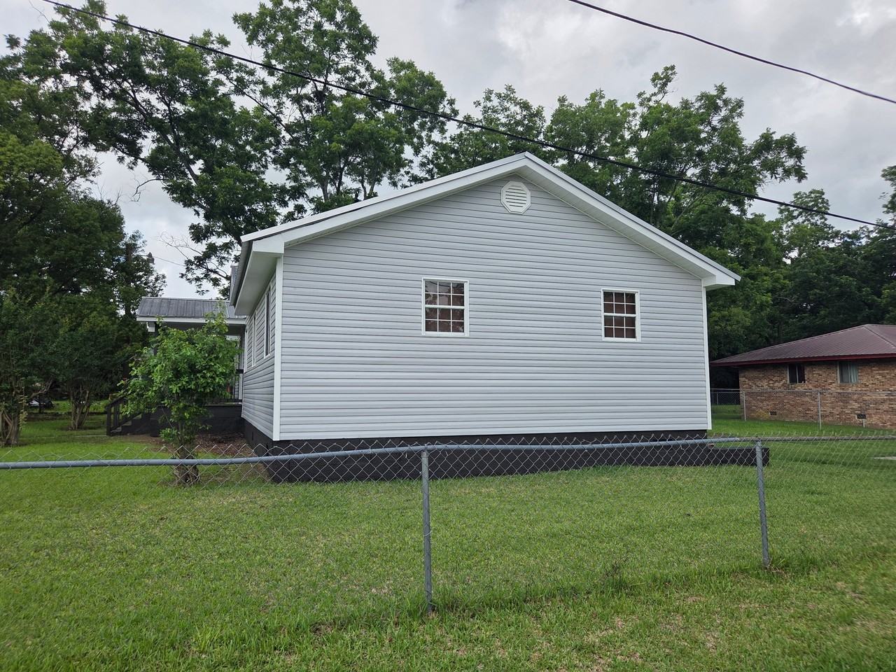 3109 Cabin St - Photo 2 of 17