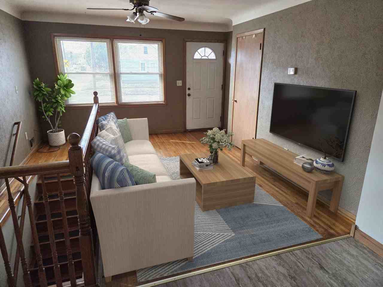 1341 Sherburne Ave - Photo 2 of 8