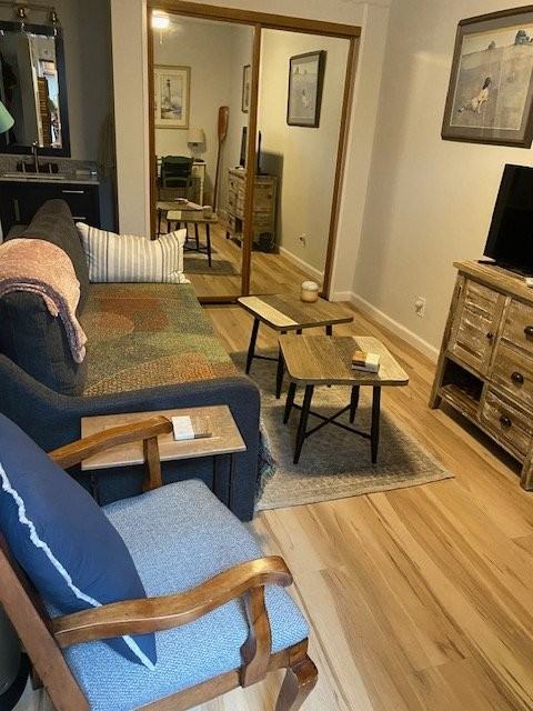 1034 S Myers St - Photo 2 of 6