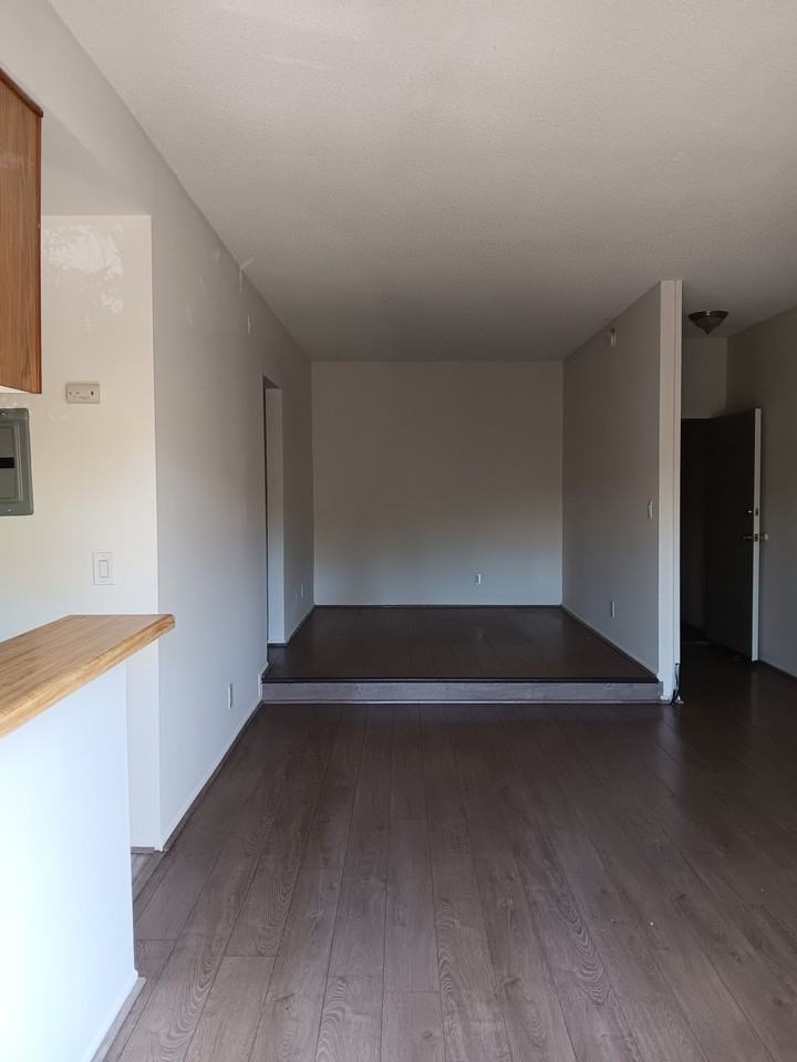 10965 Fruitland Dr #102 - Photo 5 of 14