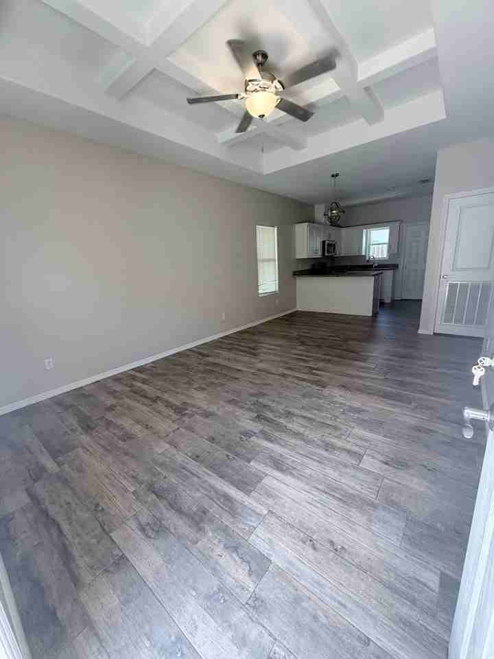 1725 W Harrison St #4 - Photo 4 of 24