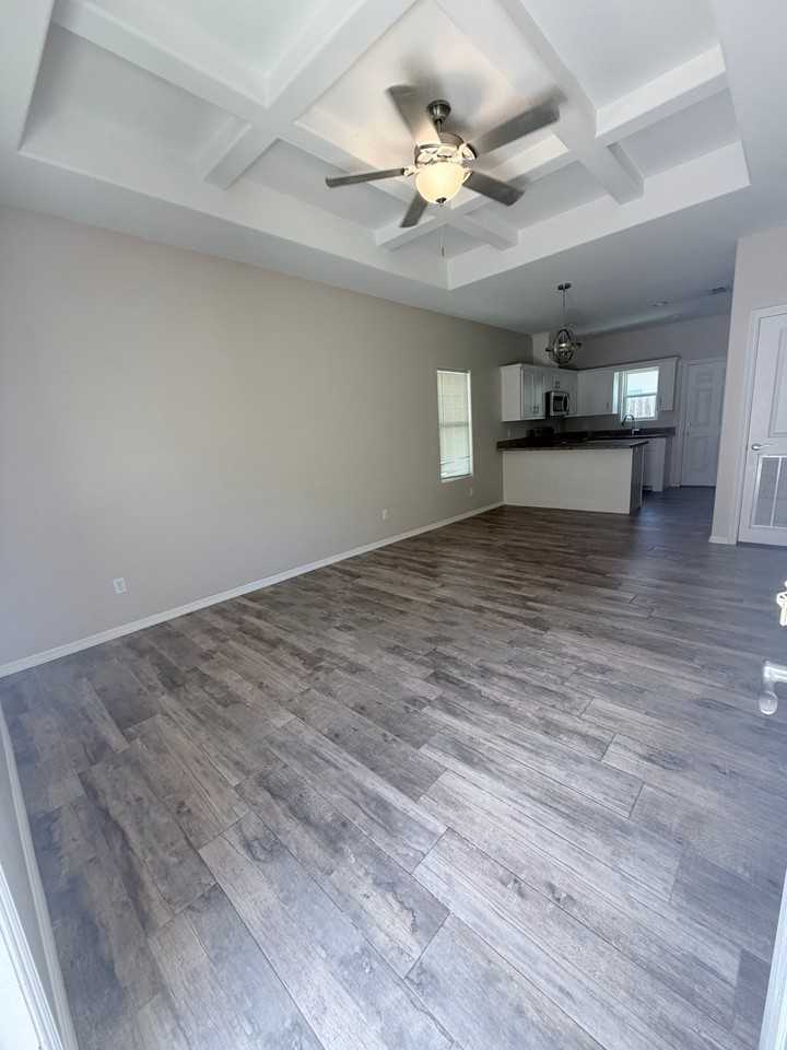 1725 W Harrison St #4 - Photo 5 of 24