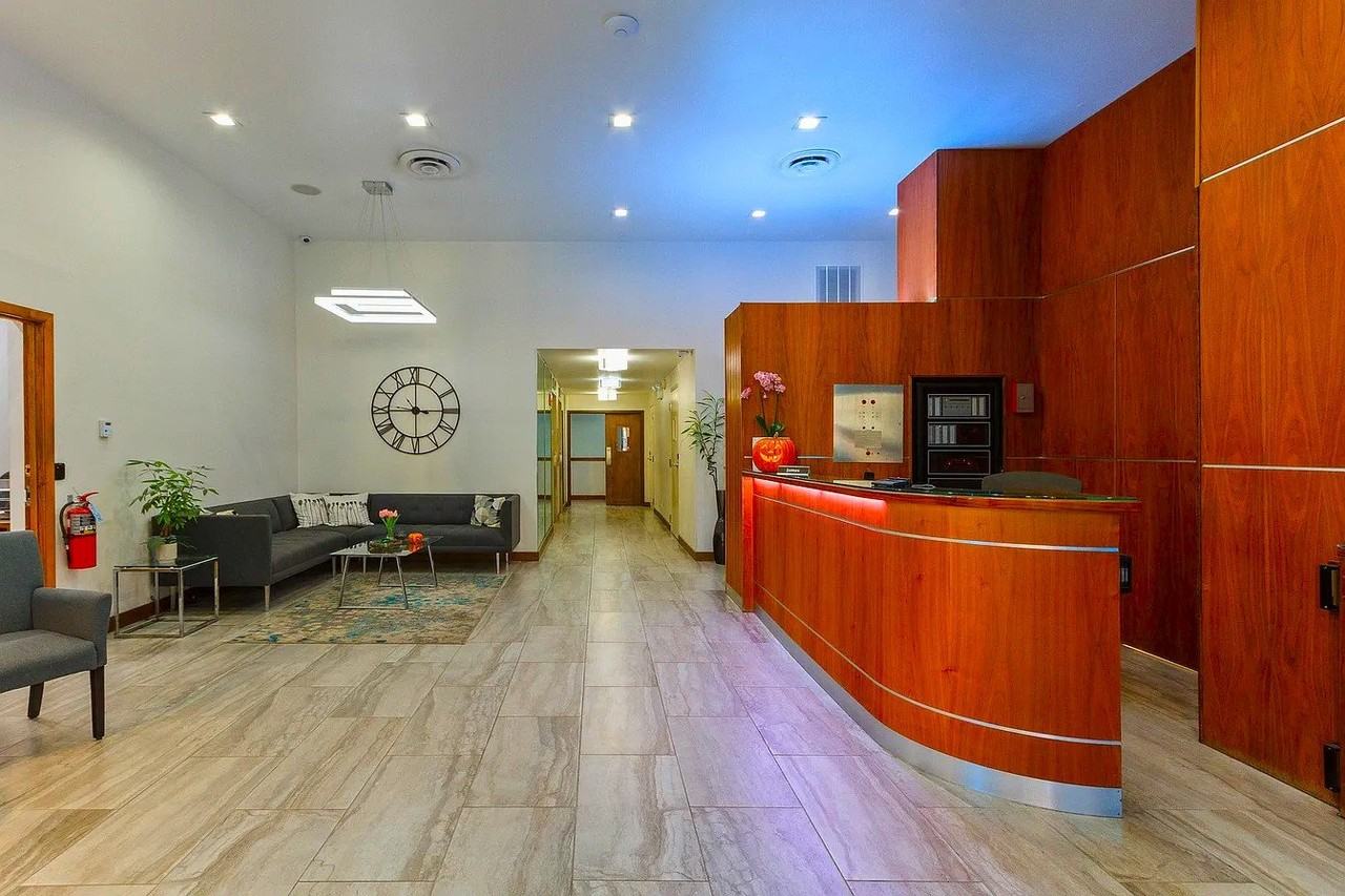 6325N N Sheridan Rd #1701 - Photo 7 of 20