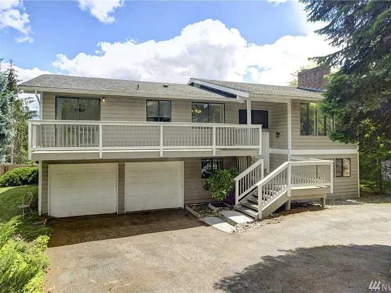 19018 68th Ave Ne - Photo 2 of 9