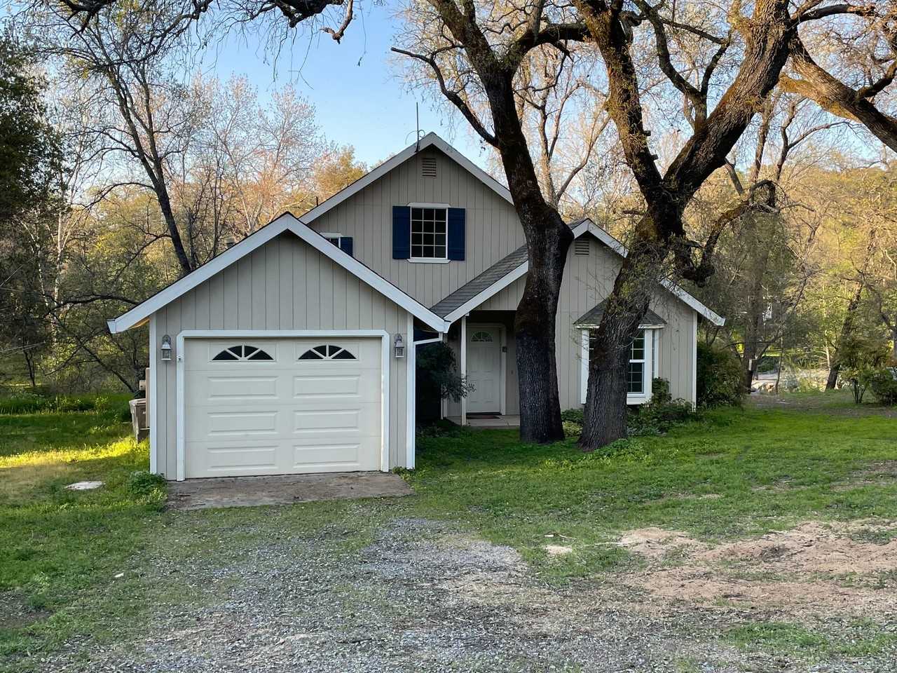6755 Chaparral Ln - Photo 2 of 9